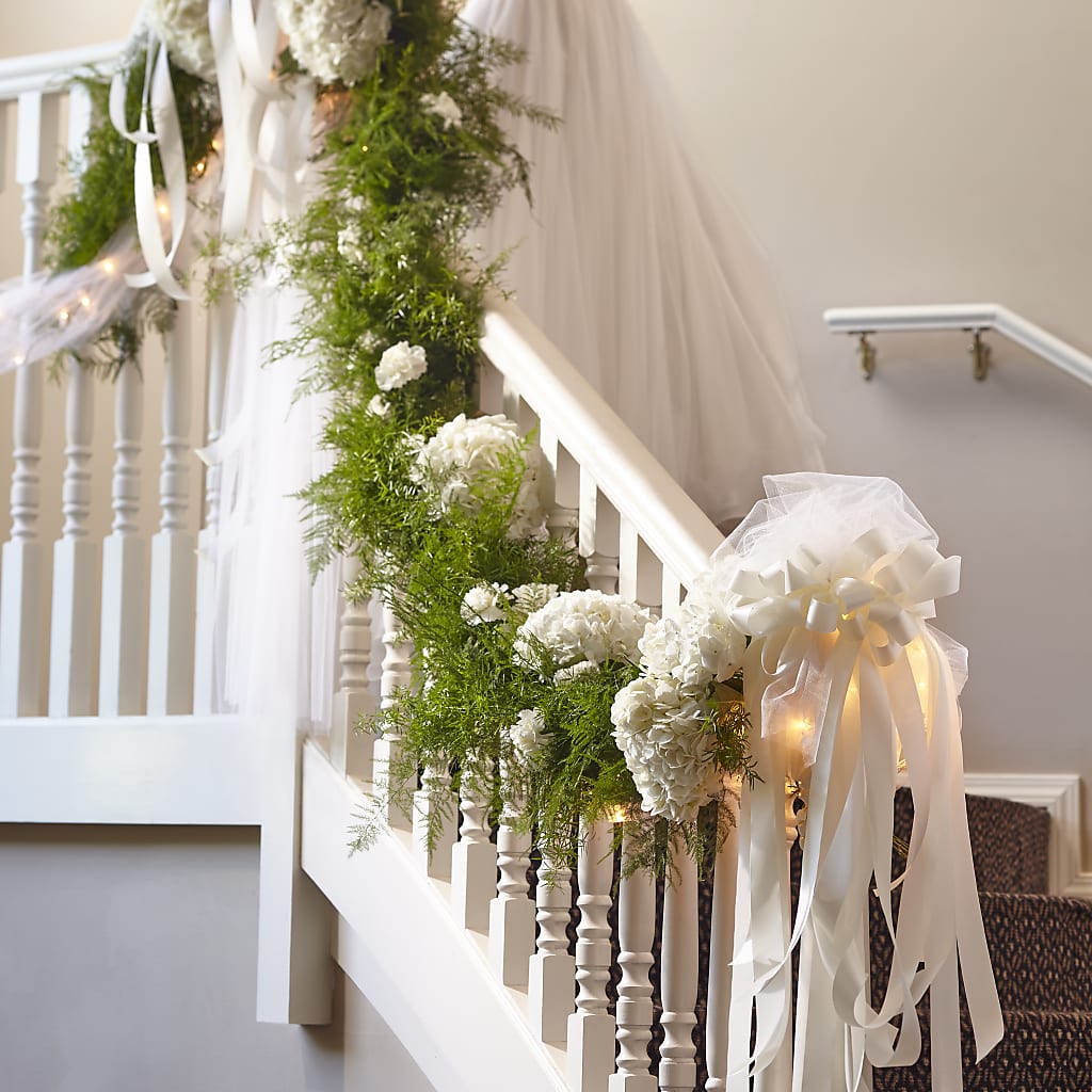 Champagne Dreams Garland – All Occasion Florist, Sevierville TN