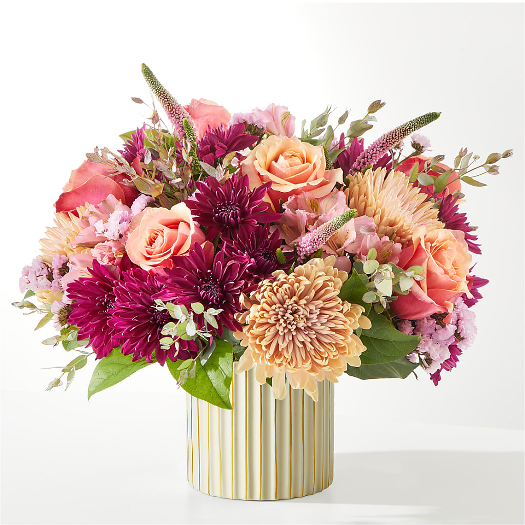Berry Cobbler Bouquet with Ivory Vase –  All Occasion Florist, Sevierville TN