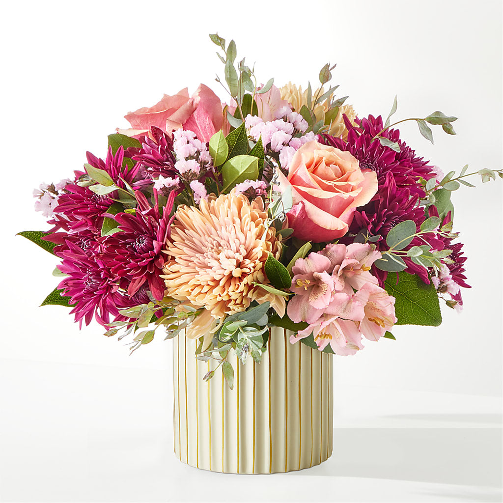 Berry Cobbler Bouquet with Ivory Vase –  All Occasion Florist, Sevierville TN