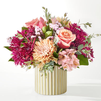 Berry Cobbler Bouquet with Ivory Vase –  All Occasion Florist, Sevierville TN