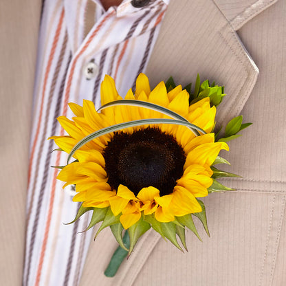 Free Spirit Boutonniere –  All Occasion Florist, Sevierville TN